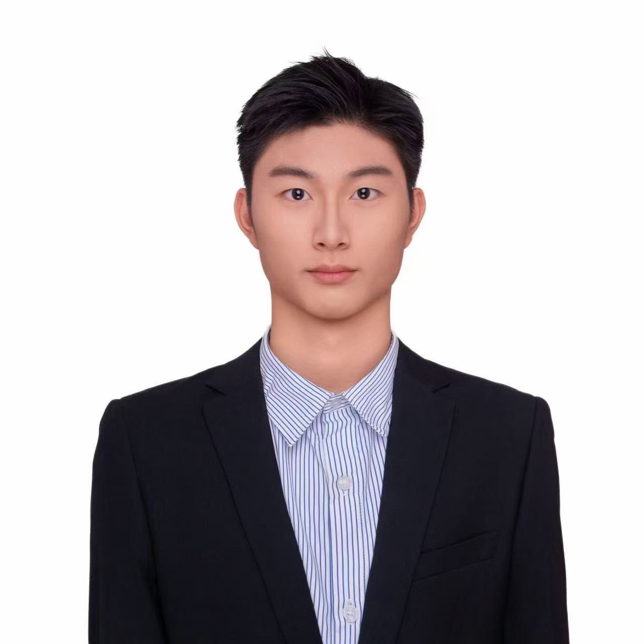 Junyu Chen portrait